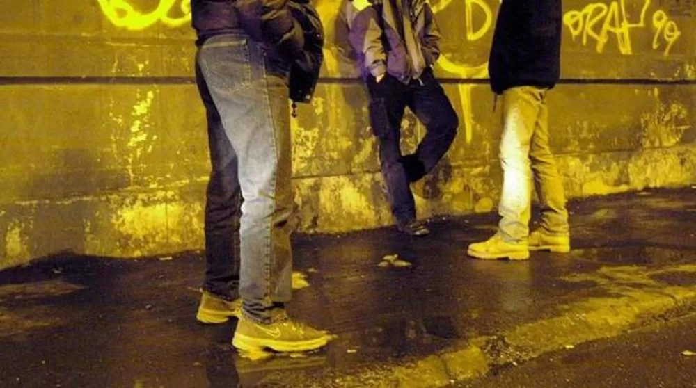 Baby gang, Napoli, polizia, violenze, indagini