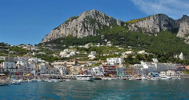 capri comune