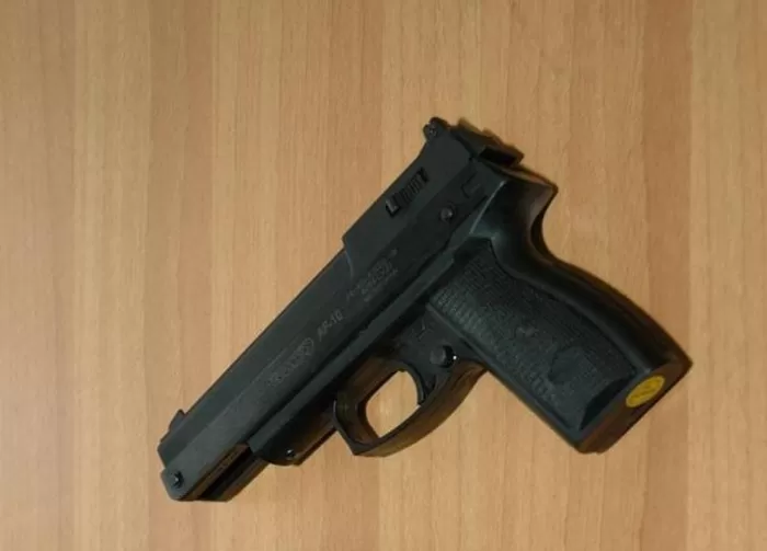 pistola