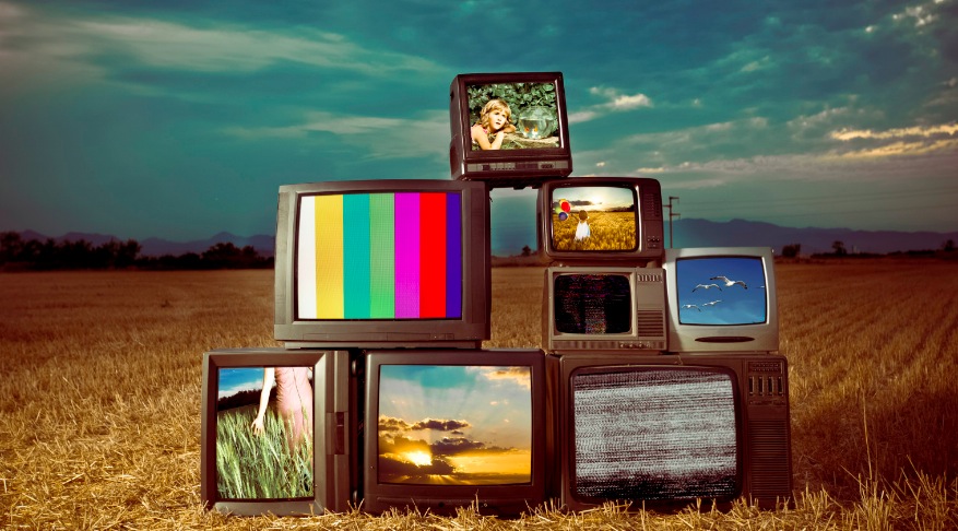 Il 28 febbraio 1954 viene messa in vendita la prima televisione a colori a New York