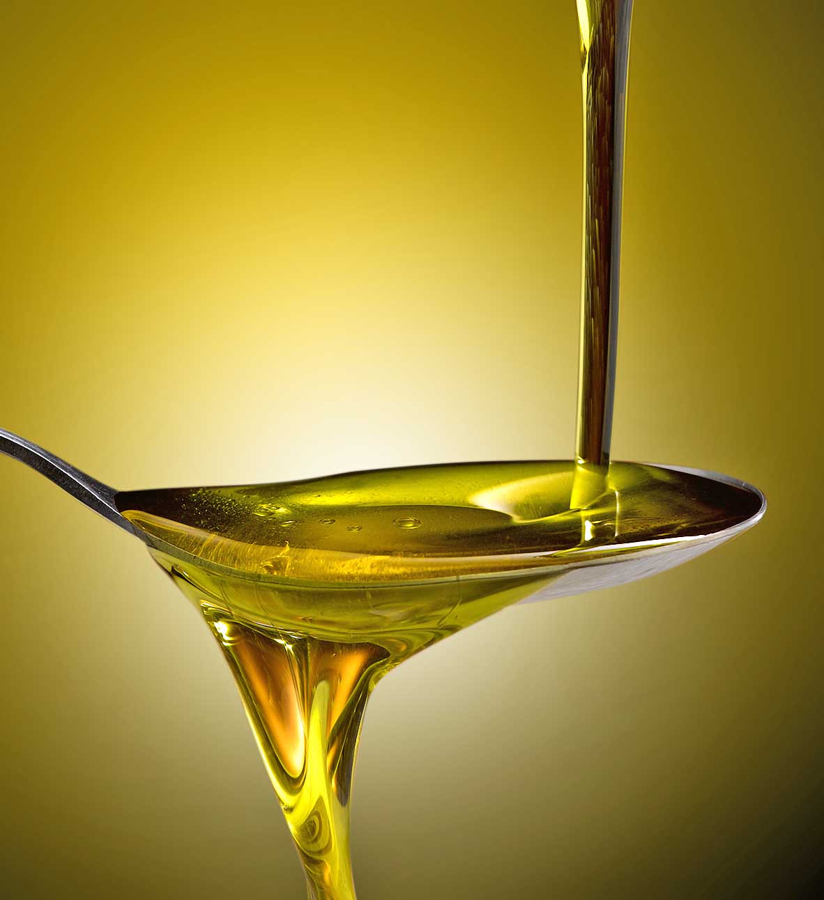 olio-extravergine-oliva-cucchiaio