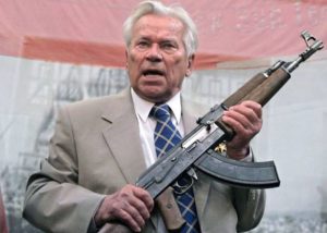 Kalashnikov (con l'AK-43)