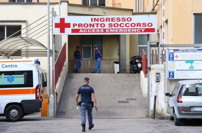 primario-picchiato-ospedale-loreto-mare-napoli