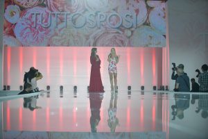 TAYLOR_MEGA_PASSERELLA_2