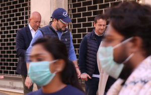 Coronavirus, Salvini a spasso per Roma con la fidanzata: scoppia la polemica. Lui: «Andavo a fare la spesa»
