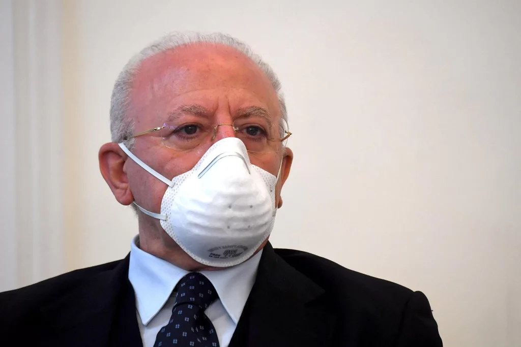 de-luca-napoli-scoprira-vaccino-contro-tumori