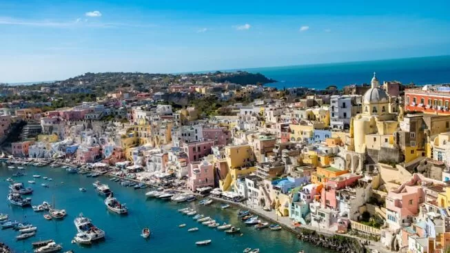 coronavirus-turista-positiva-procida-24-agosto