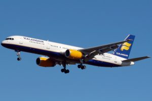 Icelandair_Boeing_757-200_Wedelstaedt