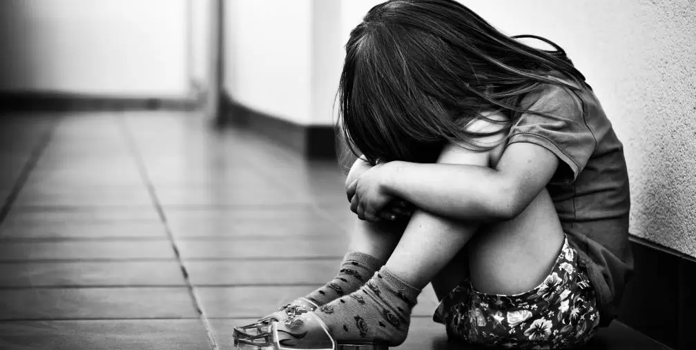 caserta-marito-abusi-figlia-6-anni-26-settembre