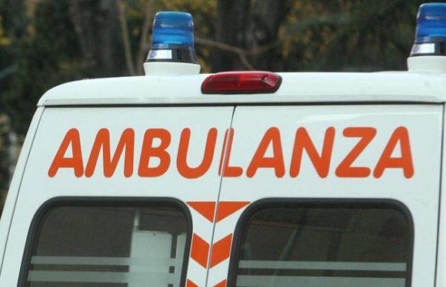 bergamo-dimessa-ruba-ambulanza-23enne