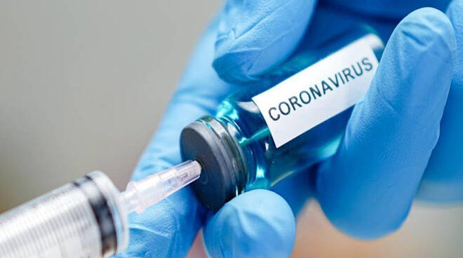 vaccino-covid-italia-ospedali-rsa-distribuire-dosi
