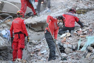 terremoto-turchia-49-bilancio-morti-804-feriti