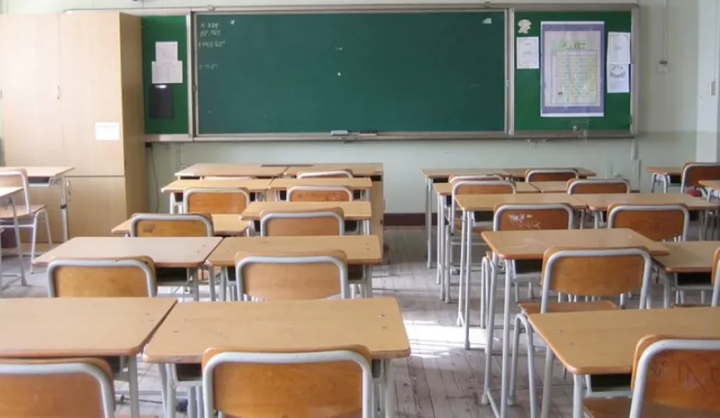 castellammare-stabia-scuole-chiuse-covid-13-febbraio-ordinanza