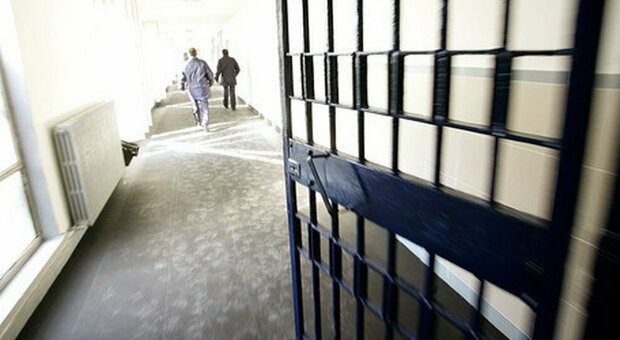 torture-carcere-san-gimignano-condannati-10-agenti