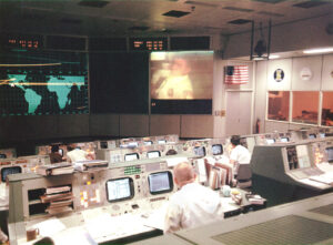 Mission_Operations_Control_Room_during_Apollo_13