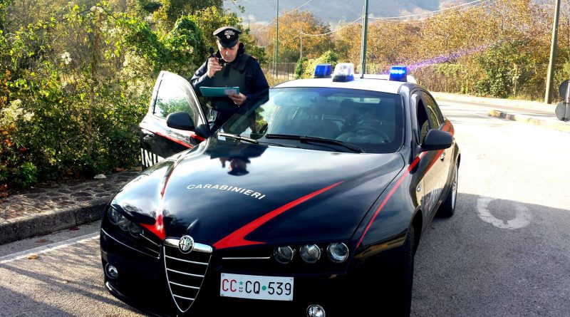 paterno-ladri-fuga-speronano-auto-carabinieri
