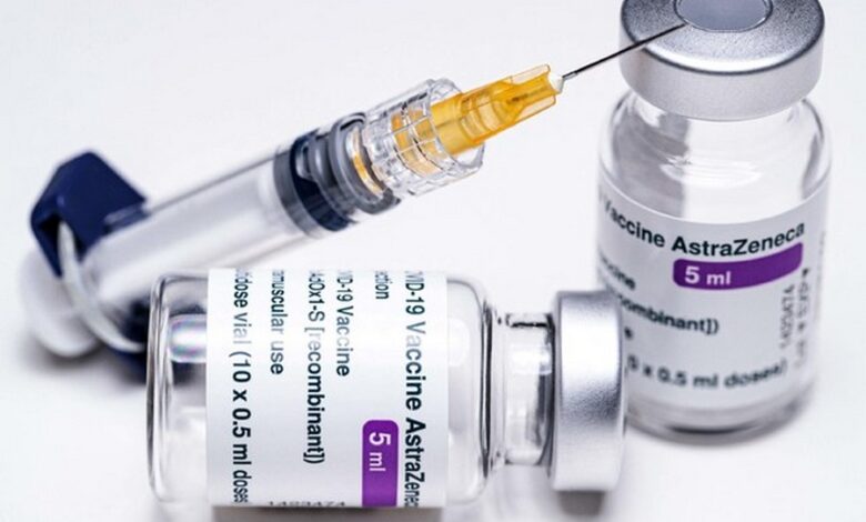 vaccino-astrazeneca-esclusi-fattori-rischio-specifici-cosa-succede