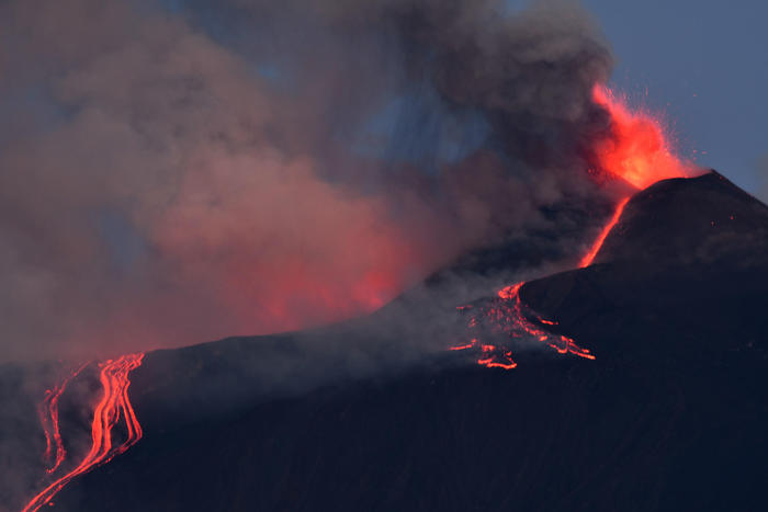 eruzione-etna-oggi-24-maggio