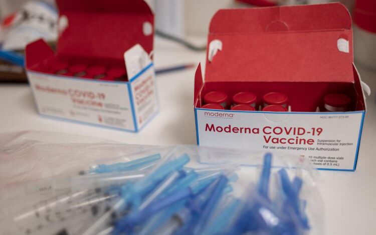vaccino-covid-moderna-ok-fda