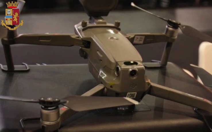 drone-sfiora-aereo-roma-denunciato