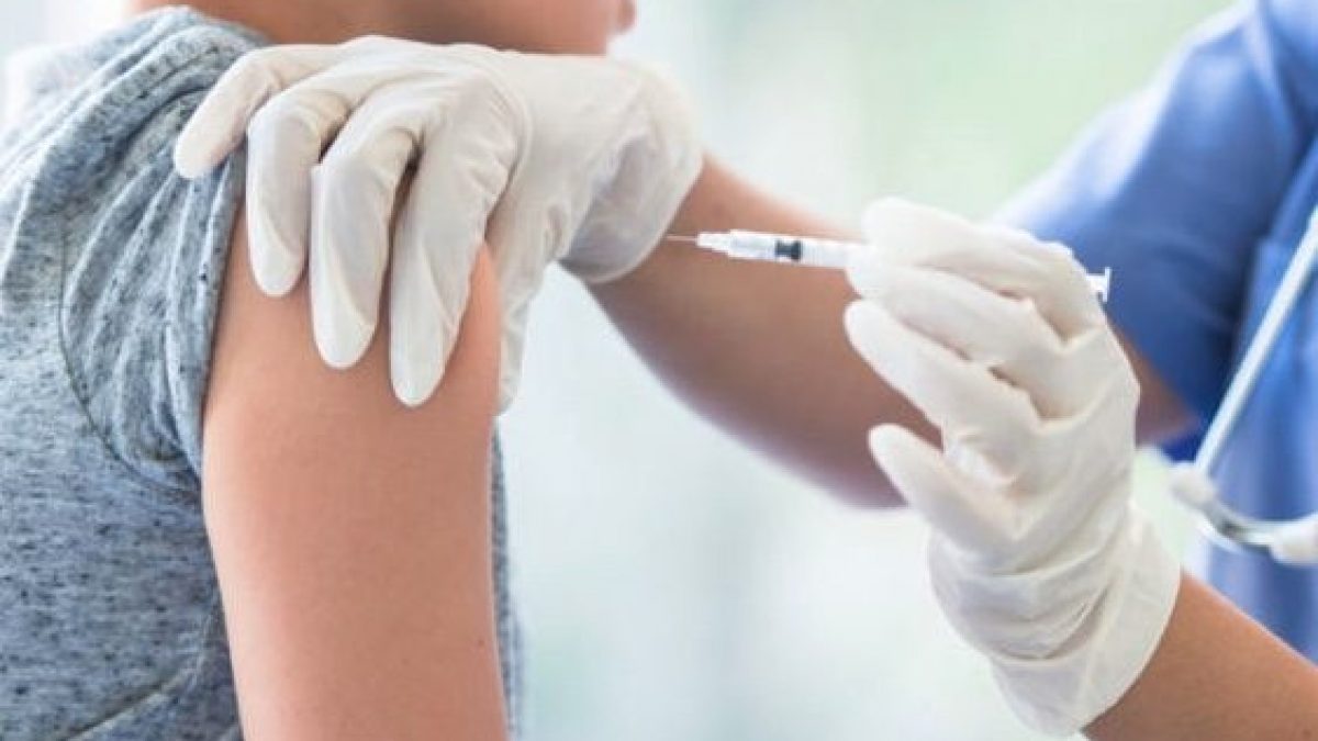 vaccini-ema-approva-moderna-fascia-12-17-anni