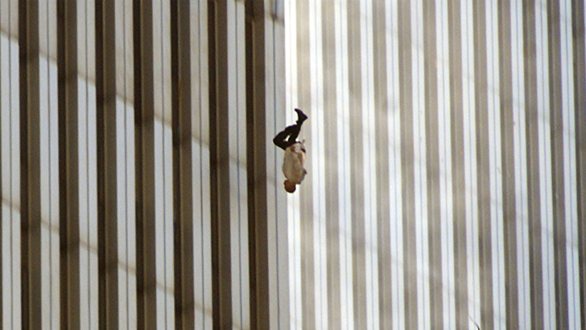 Richard-Drew-The-Falling-Man