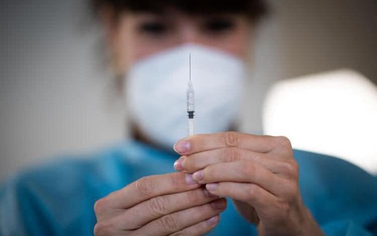 vaccino-3-milioni-over-50-prima-dose-report