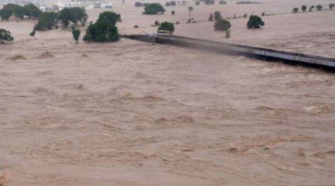 alluvioni india