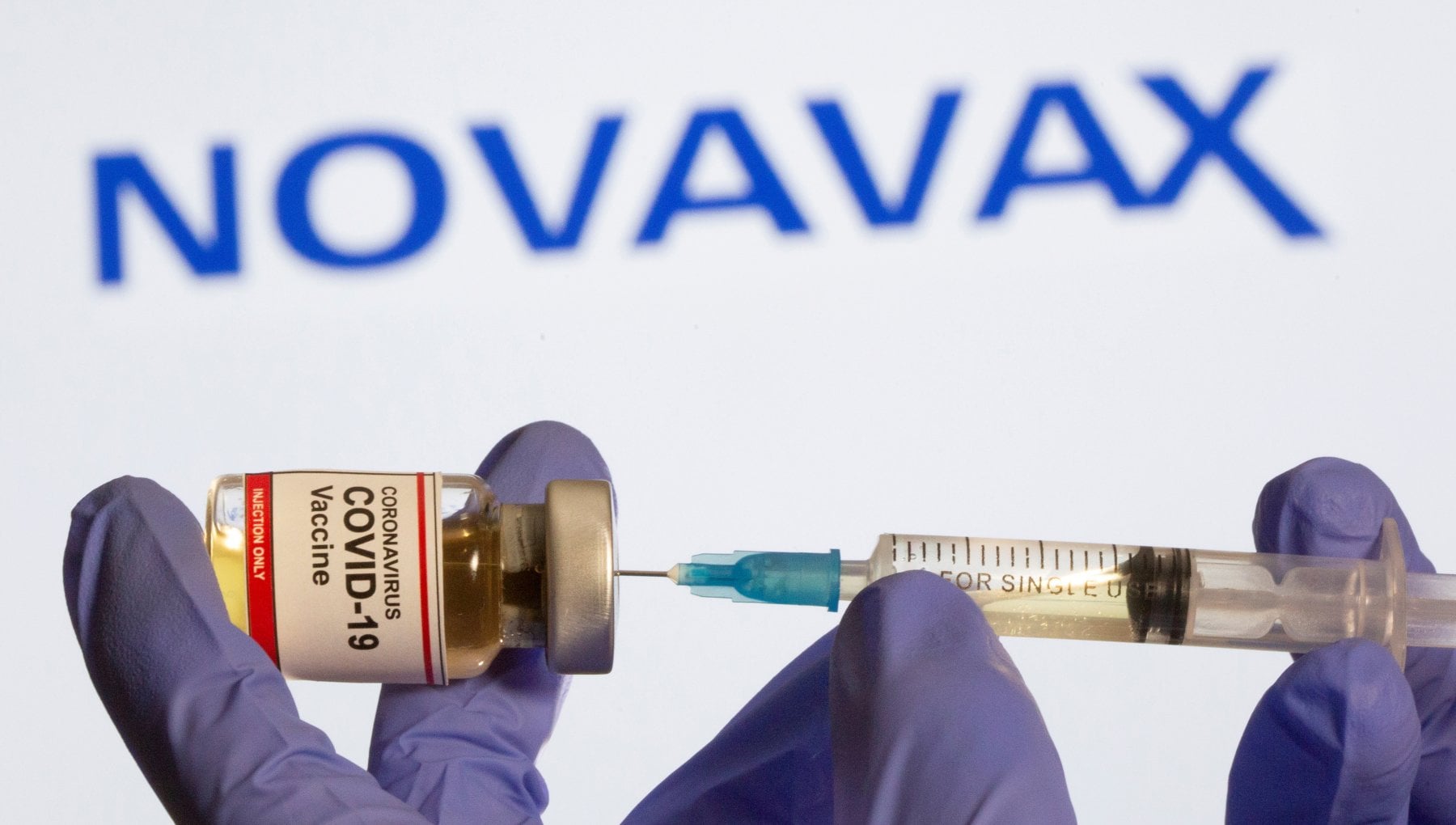 covid-ema-valuta-autorizzazione-vaccino-novavax