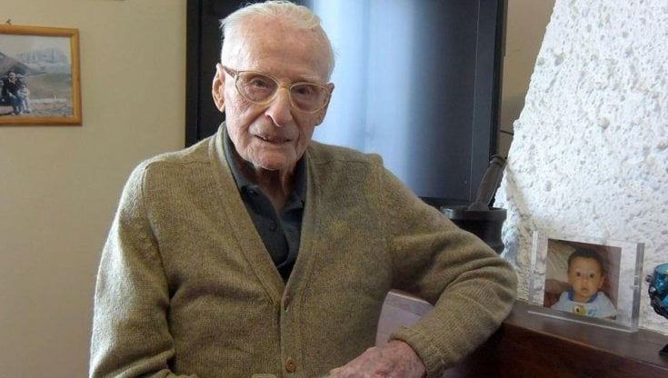 morto-109-anni-gaudenzio-nobili-uomo-anziano-italia