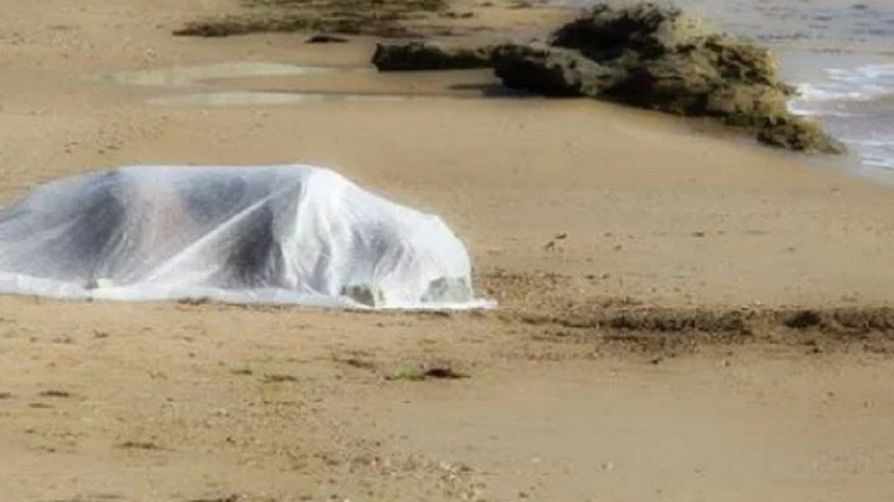 brindisi-trovato-cadavere-nudo-spiaggia