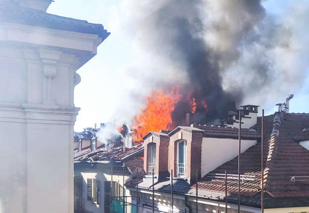 Torino esplosione incendio mansarda 13 gennaio