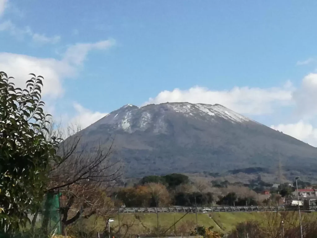vesuvio neve foto