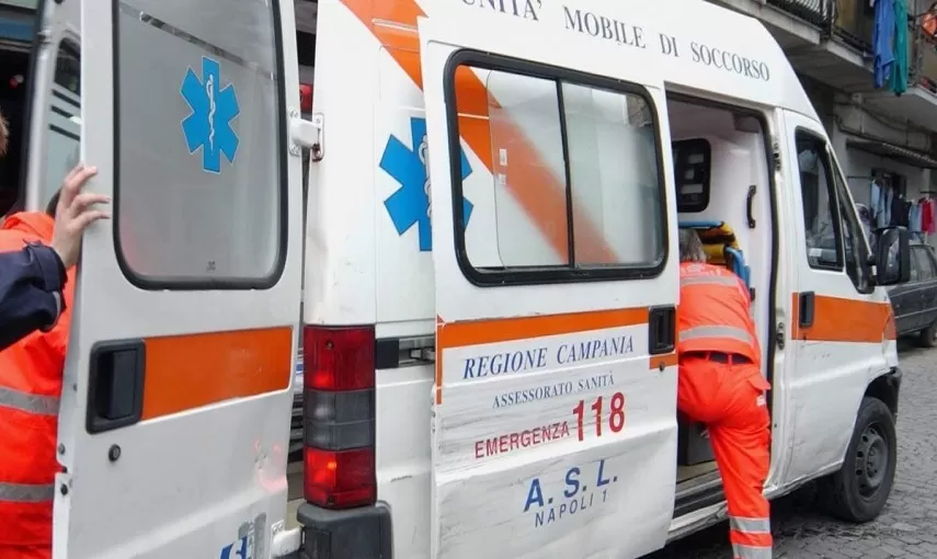 operatori 118 aggrediti posillipo 10 febbraio