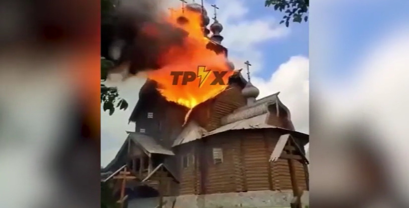 guerra bombardata chiesa Donetsk