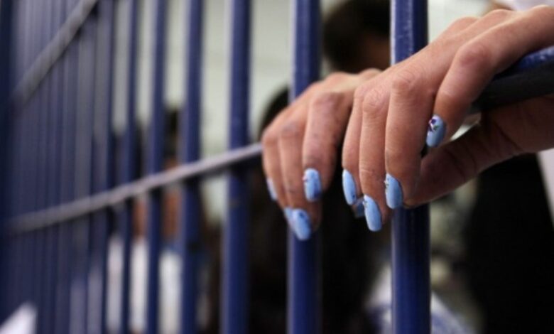 carcere milano detenuta perde bambino