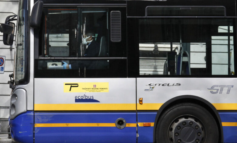 Torino anziano investito autobus