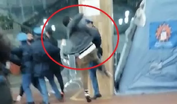 napoli guardia giurata ospedale pestata