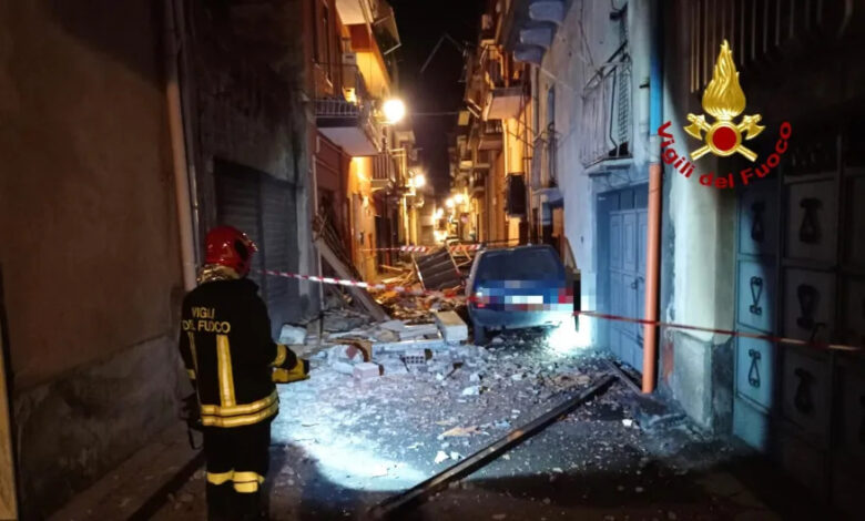Catania esplode bombola gas