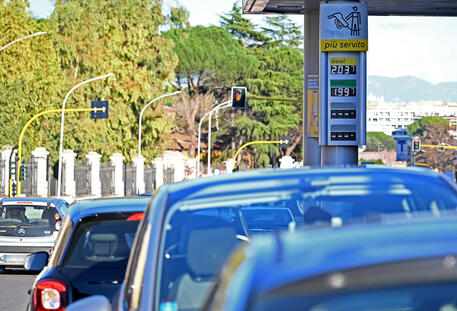 decreto trasparenza prezzi carburanti