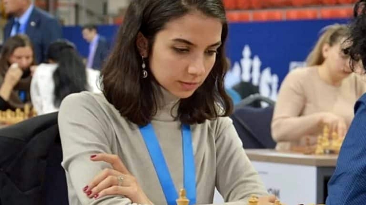 campionessa scacchi iraniana esilio