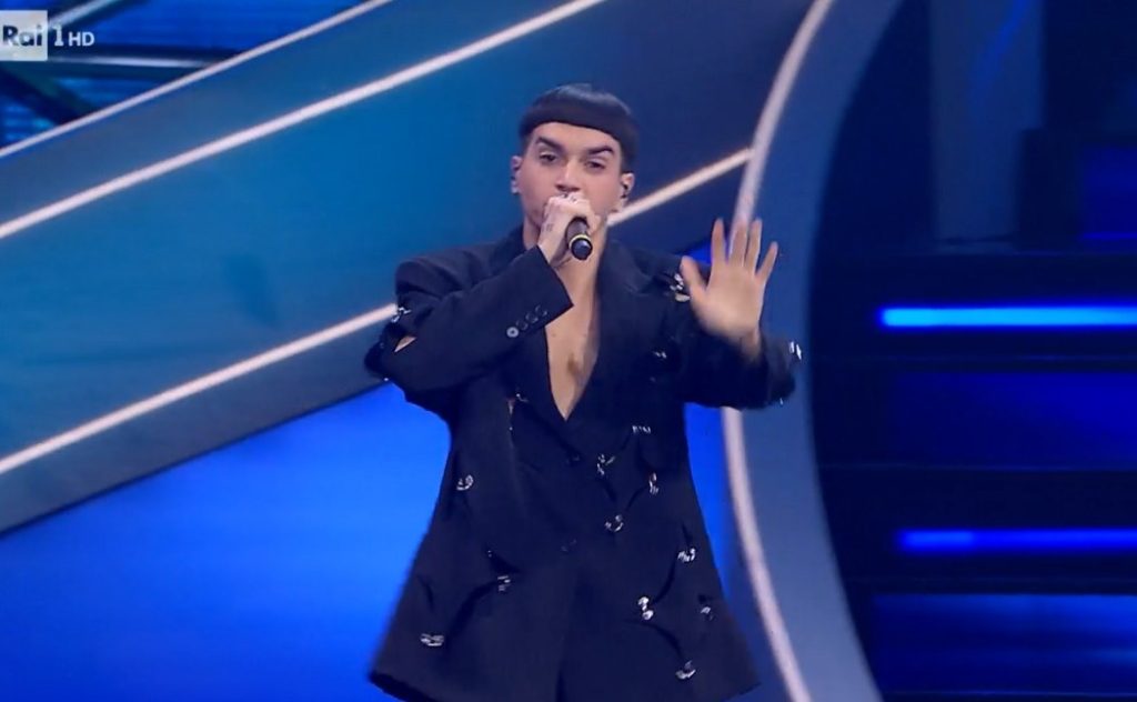 sanremo 2023 vestito sethu look stilista prezzo