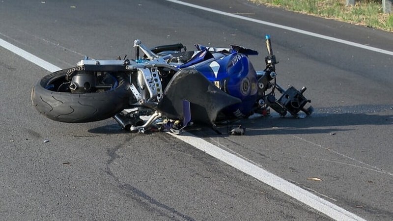 incidente moto variante