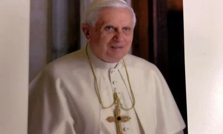 germania rubata croce pettorale papa benedetto XVI