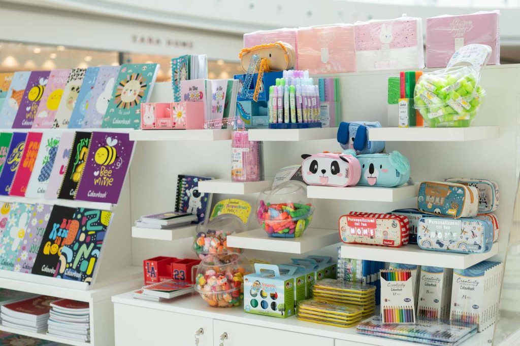 marcianise-temporary-shop-colourbook-centro-commerciale-campania