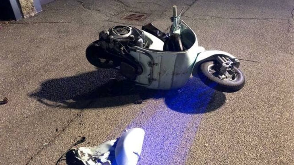 mondragone incidente scooter auto