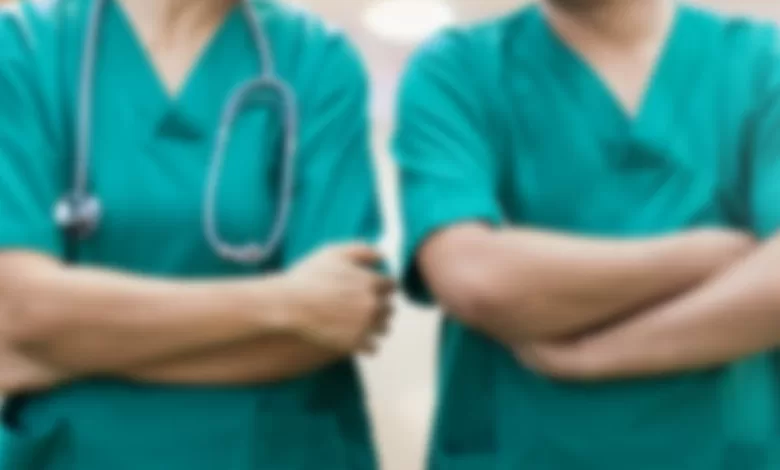 Genova infermiere arrestato molestato pazienti