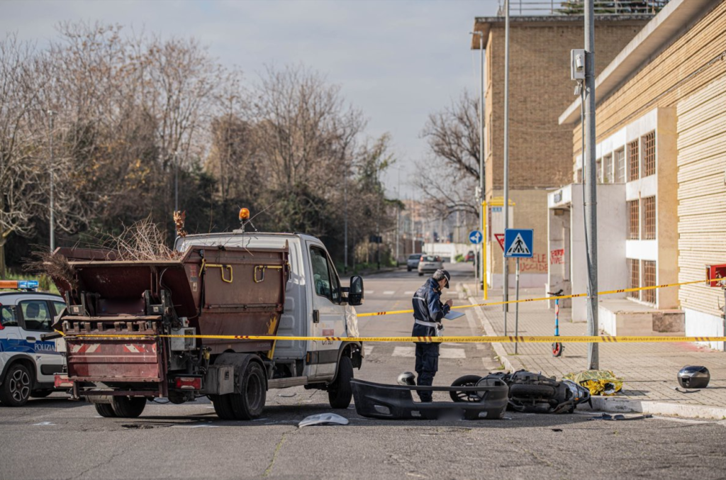 Incidente Roma morto