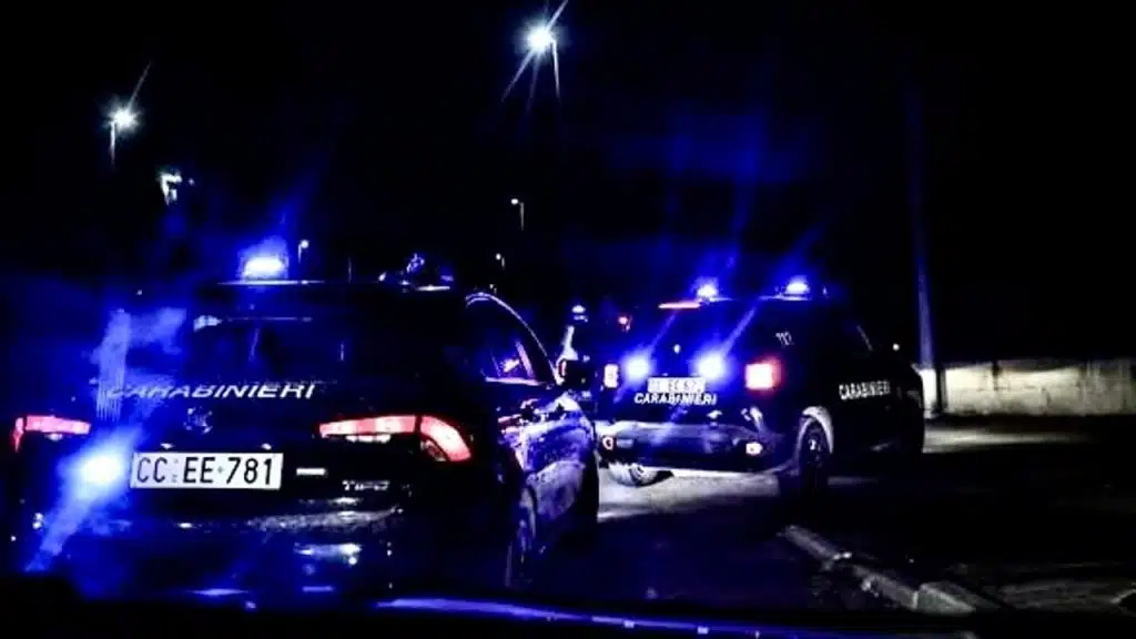 furto casalnuovo arrestati padre figlio