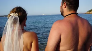 Nozze in riva al mare senza veli, la spiaggia delle conchiglie di San Vero Milis apre ai matrimoni dei nudisti
